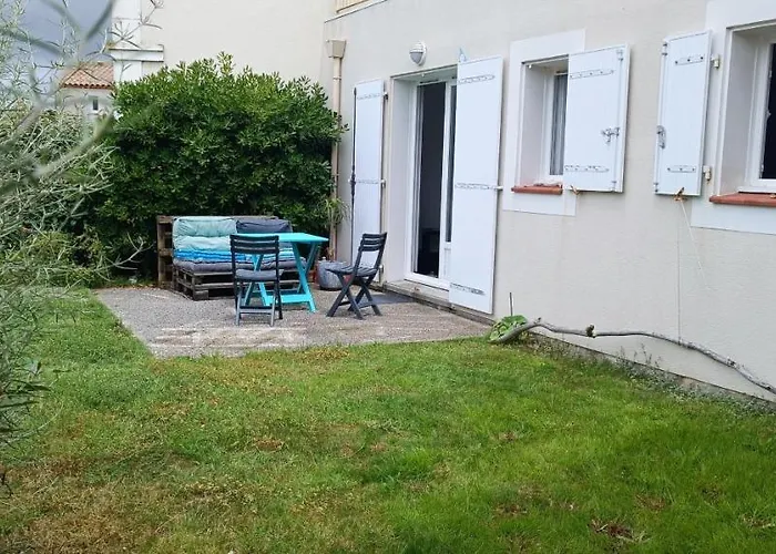 Semaphore Plat - Maisonnette -Residence - Piscine